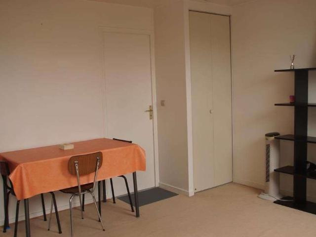 Location appartement 1 pièce Vauréal 95