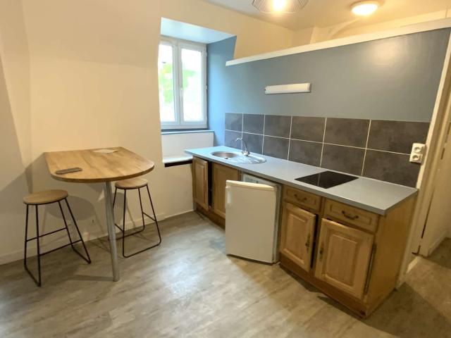 Location appartement 1 pièce Vire 14