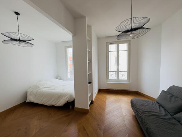 Location Appartement 1 pièce 0 m2 Paris 15ème