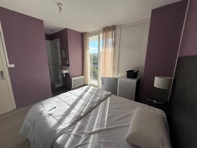 Location Appartement 1 pièce 0 m2 Talence