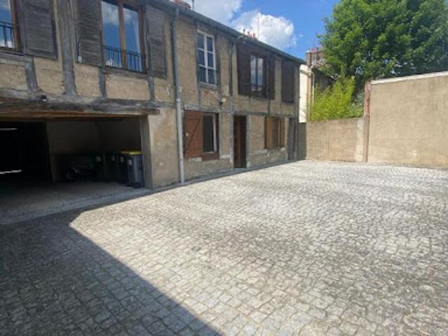 Location Appartement 1 pièce 14 m2 Orleans