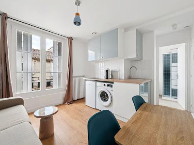 Location Appartement 1 pièce 14 m2 Asnieres sur seine