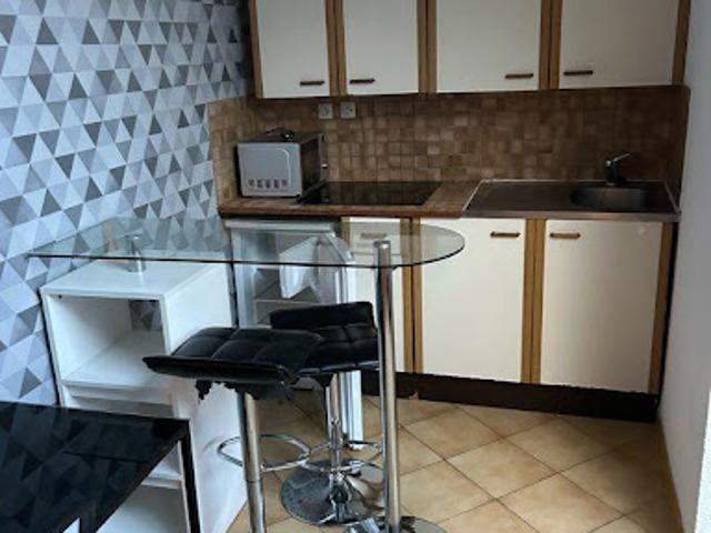Location Appartement 1 pièce 14 m2 Lille