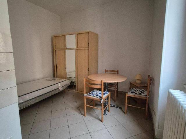 Location appartement 1 pièce 14.17 m² à Mâcon 71000 4 390 €