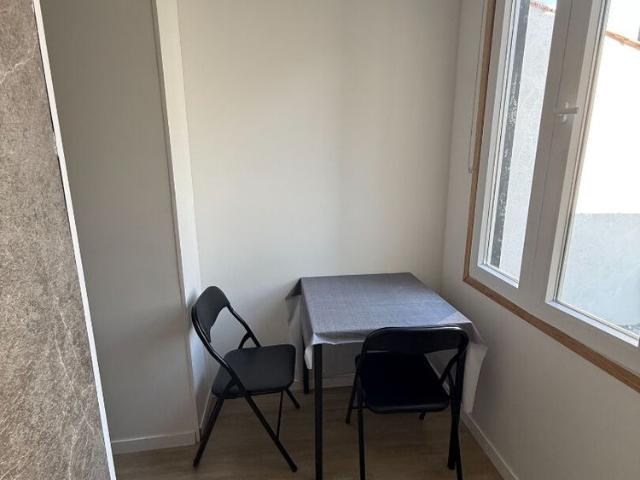 Location appartement 1 pièce, 14.48m², La Roche sur Yon
