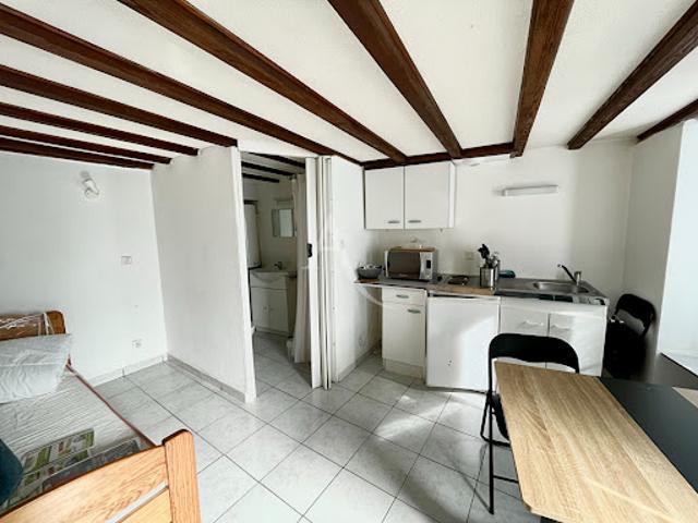 Location Appartement 1 pièce 14.82 m2 La Pommeraye