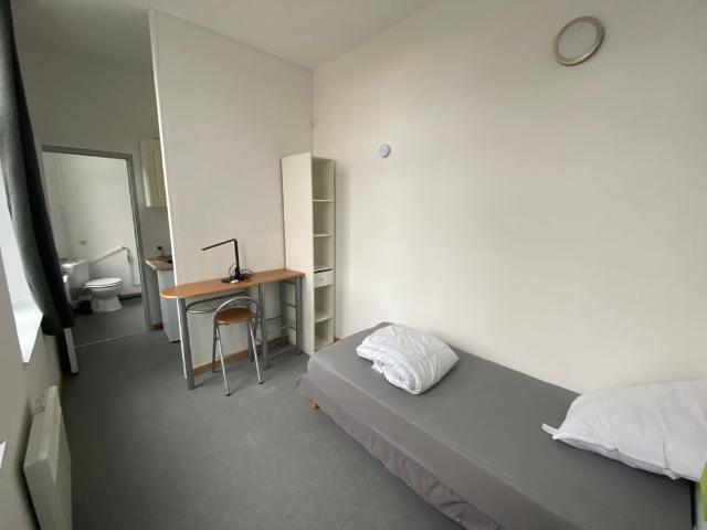 Location Appartement 1 pièce 14m²