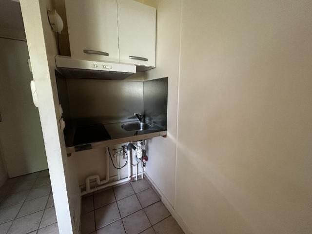 Location Appartement 1 pièce 14m²