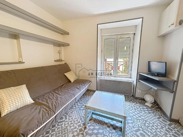 Location Appartement 1 pièce 14m²