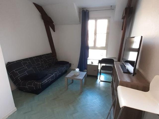 Location Appartement 1 pièce 14m²