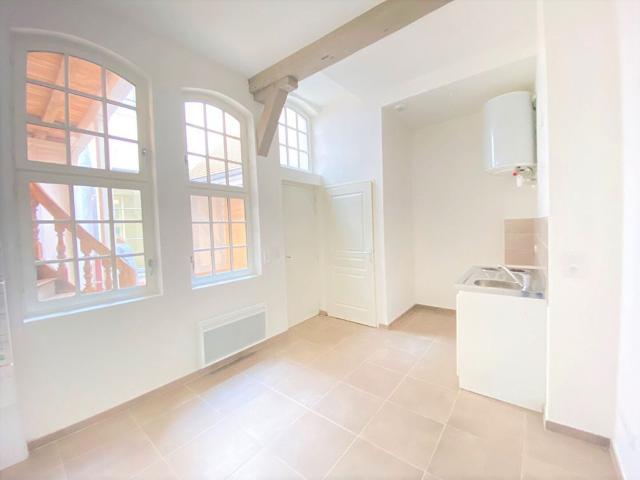 Location Appartement 1 pièce 14m²
