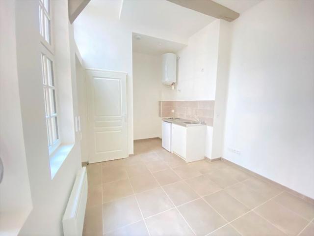 Location Appartement 1 pièce 14m²