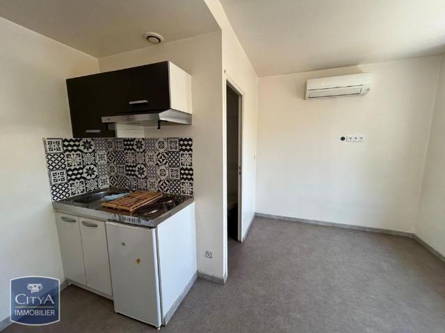 Location Appartement 1 pièce 14m² CHATEAUROUX 36000