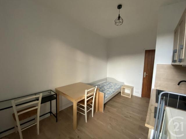 Location Appartement 1 pièce 14m² CHAMALIERES 63400