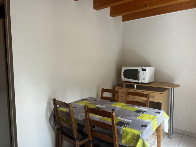 Location Appartement 1 pièce 14m² JACOB BELLECOMBETTE 73000