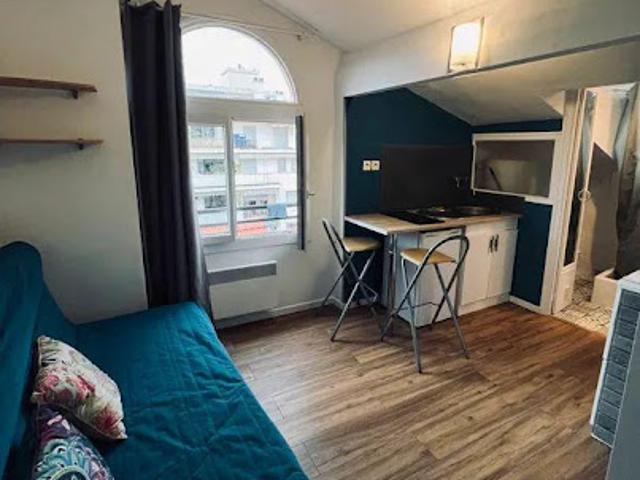 Location Appartement 1 pièce 15 m2 Nice
