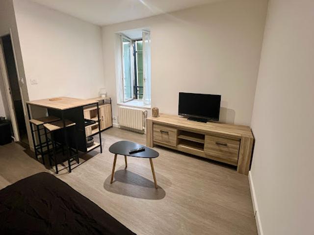 Location Appartement 1 pièce 15 m2 Aire sur l'Adour
