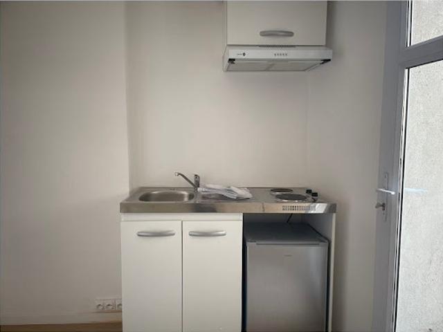 Location Appartement 1 pièce 15 m2 Beziers