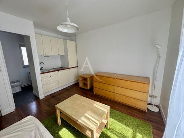Location Appartement 1 pièce 15 m2 Chatillon