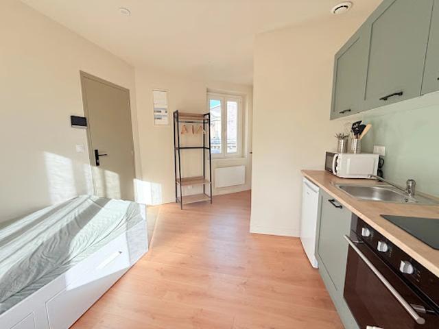 Location Appartement 1 pièce 15 m2 Saint Quentin