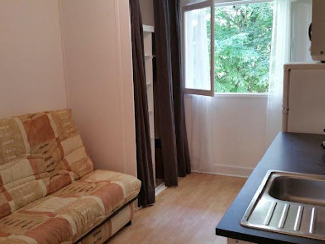 Location Appartement 1 pièce 15 m2 Ville d'Avray