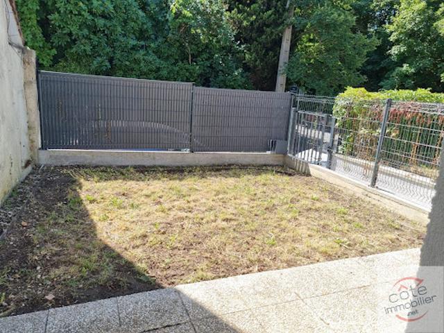 Location Appartement 1 pièce 15 m2 Villejuif