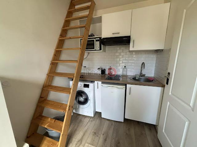 Location Appartement 1 pièce 15 m2 Villemomble