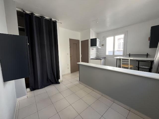 Location Appartement 1 pièce 15.2 m2 Montauban