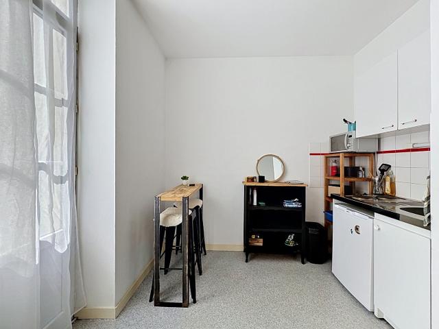 Location appartement 1 pièce, 15.50m², Angers