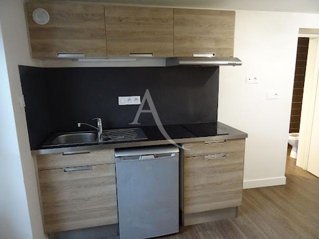 Location Appartement 1 pièce 15.91 m2 Bourg en Bresse