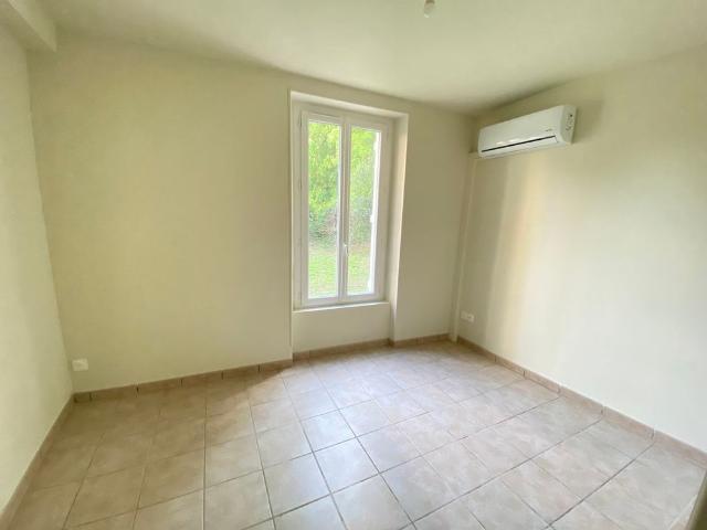 Location Appartement 1 pièce 15m²