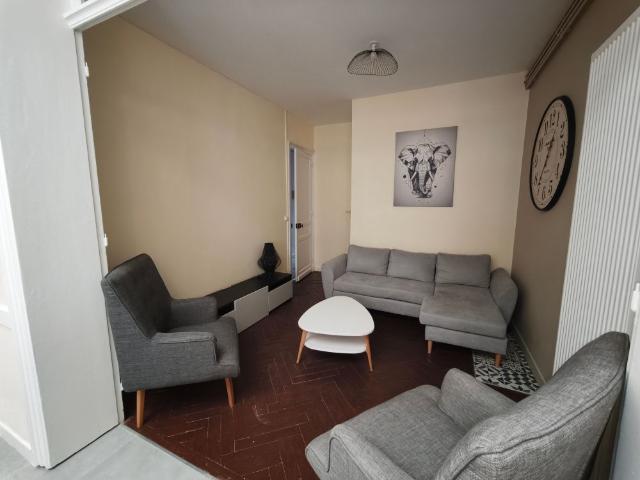 Location Appartement 1 pièce 15m²