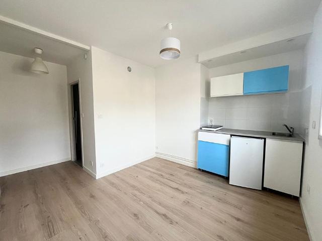 Location Appartement 1 pièce 15m²