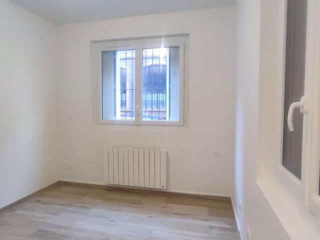 Location Appartement 1 pièce 15m² TOULOUSE 31000