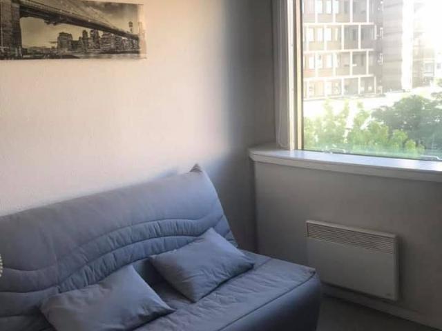 Location Appartement 1 pièce 15m² TOURS 37000