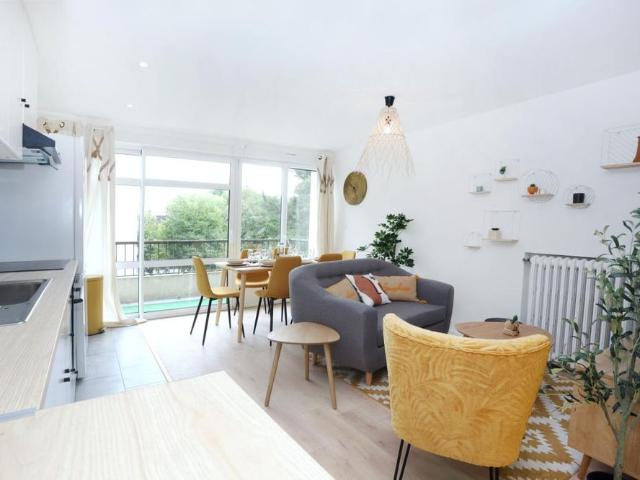 Location Appartement 1 pièce 15m² ANGERS 49000