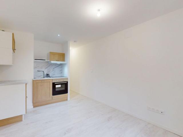 Location Appartement 1 pièce 15m² DIJON 21000