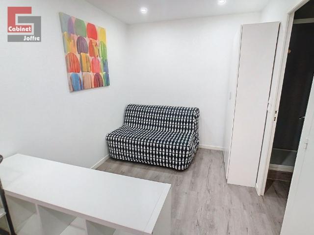 Location Appartement 1 pièce 15m² FONTAINEBLEAU 77300