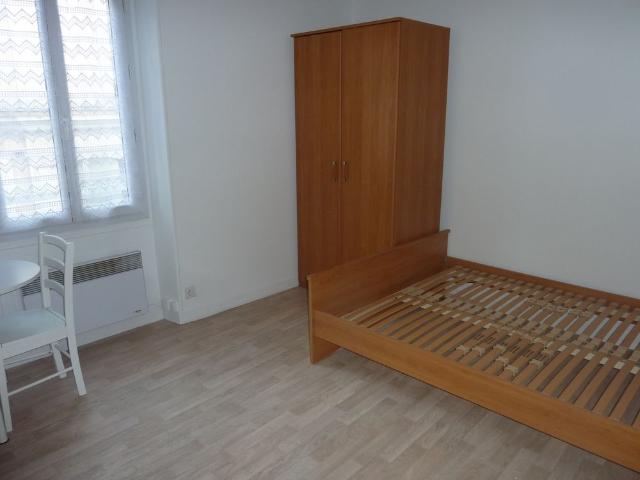 Location Appartement 1 pièce 15m² LA FLECHE 72200
