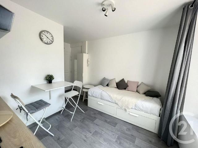 Location Appartement 1 pièce 15m² LA NEUVILLETTE 51100