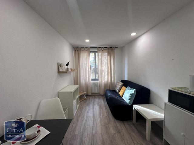 Location Appartement 1 pièce 15m² REIMS 51100
