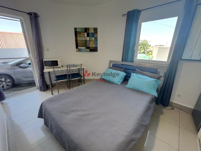 Location Appartement 1 pièce 15m² ST ANDRE 97440