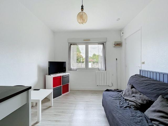 Location Appartement 1 pièce 15m² ST LO 50000