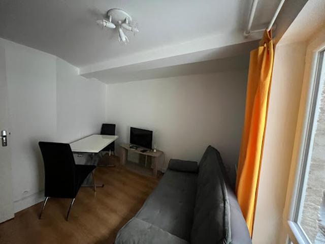 Location Appartement 1 pièce 16 m2 Laon