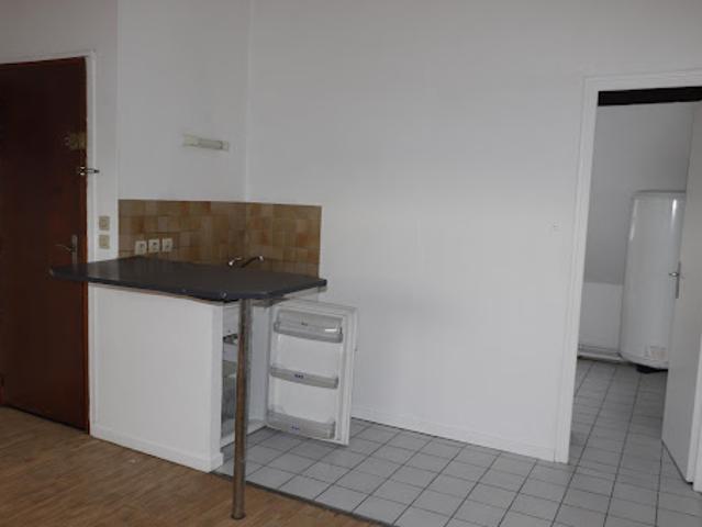 Location Appartement 1 pièce 16 m2 Lille