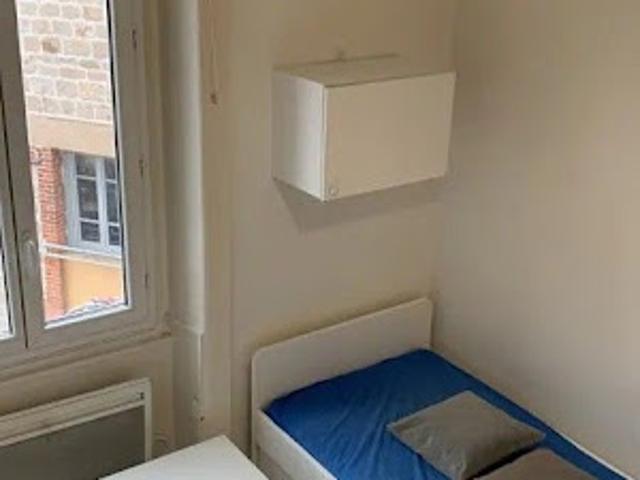 Location Appartement 1 pièce 16 m2 Saint Etienne