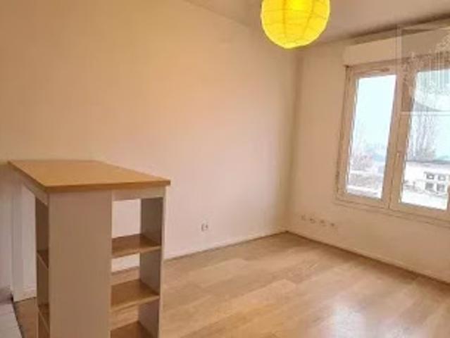 Location Appartement 1 pièce 16 m2 Sceaux