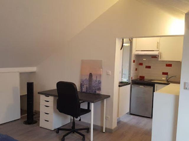 Location Appartement 1 pièce 16 m2 Tours