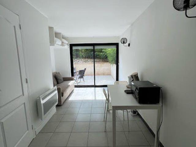 Location Appartement 1 pièce 16 m2 Vitry sur Seine