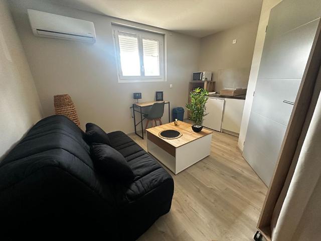 Location appartement 1 pièce, 16.00m², Le Sequestre